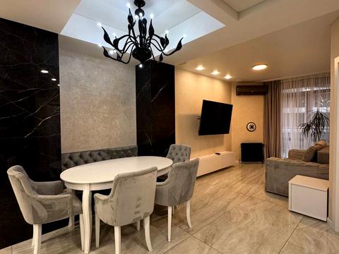 квартира за адресою Аркадійське плато вул. (Гагаринське плато), 5/2