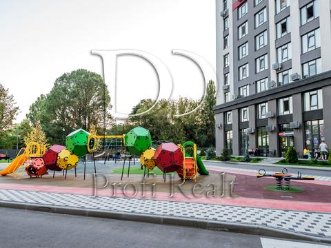 квартира за адресою Любомира Гузара просп. (Космонавта Комарова), 13