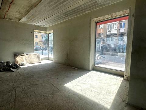 коммерческая по адресу Августина Волошина ул., (Будинок 2)