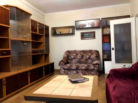 квартира за адресою Київ, Новонаводницька вул. (Лаврська), 4б