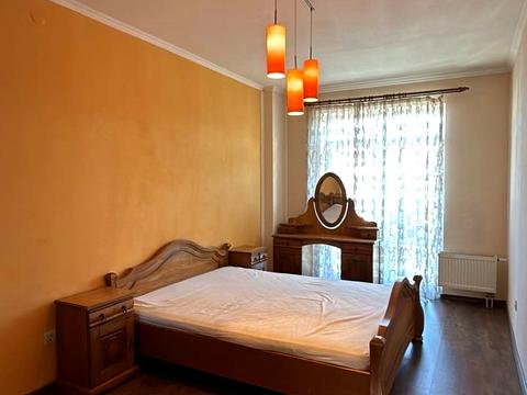 квартира за адресою Гетьмана Івана Мазепи вул. (Топольна), 1