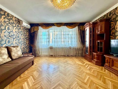 квартира за адресою Старонаводницька вул., 4