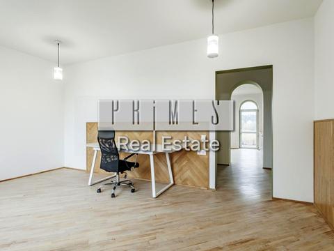 коммерческая по адресу Рыболовецкая ул., 13