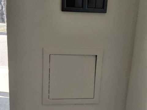 комерційна за адресою Березинська вул., 20