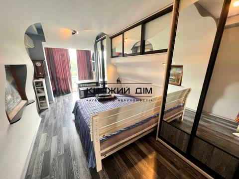 квартира за адресою Голосіївський просп. (40-річчя Жовтня), 110