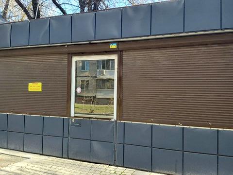 комерційна за адресою Березинська вул., 16