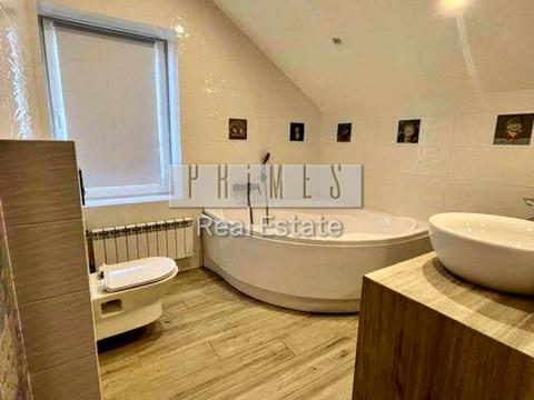 будинок за адресою Дивовижна вул.