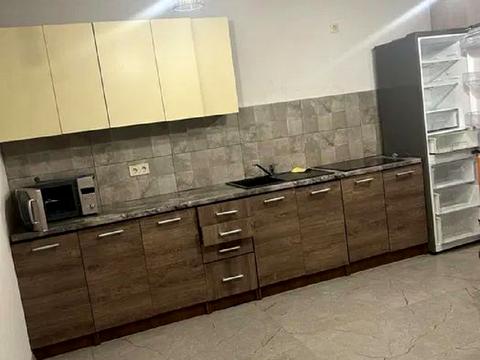 квартира за адресою Героїв Крут вул., 14