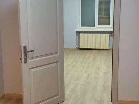 комерційна за адресою Володимира Мономаха вул. (Московська), 10