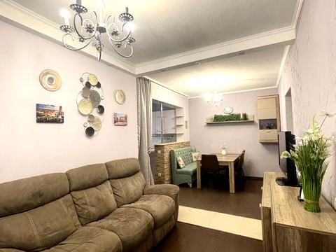 квартира за адресою Богдана Хмельницького бульв., 6/260