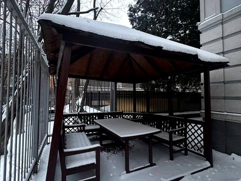 комерційна за адресою Саксаганського вул., 111А