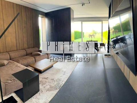 дом по адресу Февральская ул.