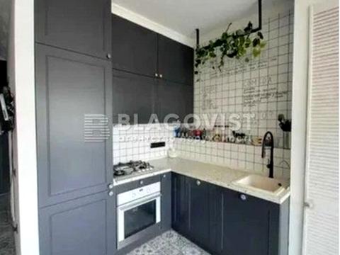 комерційна за адресою Практична вул., 17