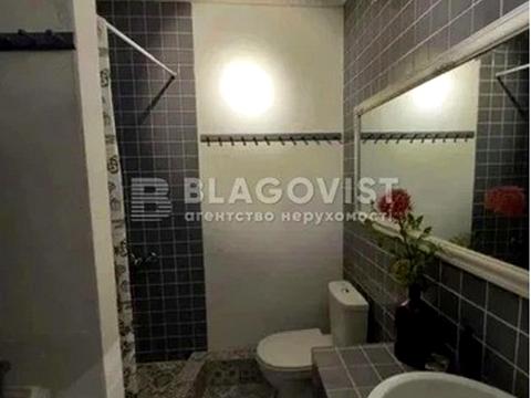 комерційна за адресою Практична вул., 17