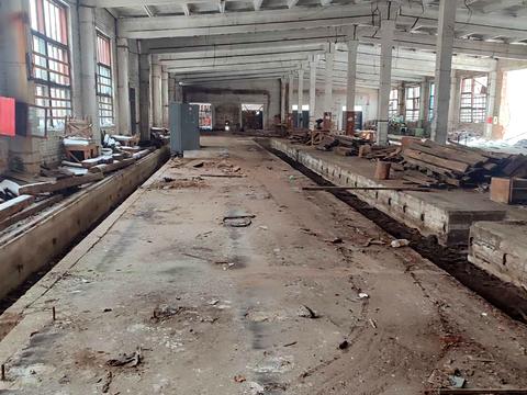 комерційна за адресою Любецька вул., 187