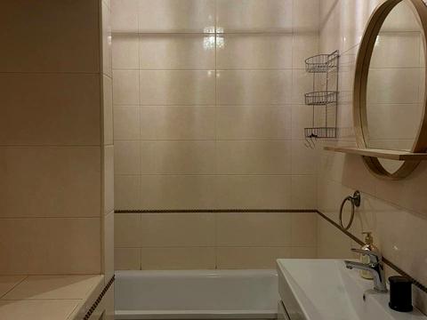 квартира за адресою с. Софіївська Борщагівка, Сонячна вул., 5