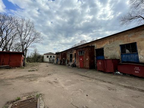 комерційна за адресою Любецька вул., 187