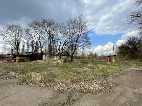 комерційна за адресою Любецька вул., 187