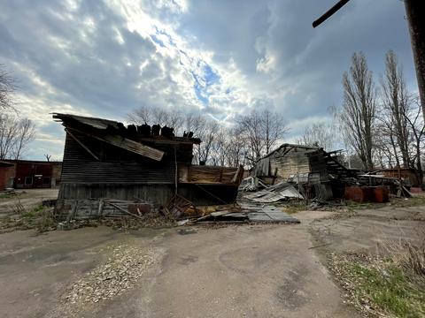 комерційна за адресою Любецька вул., 187