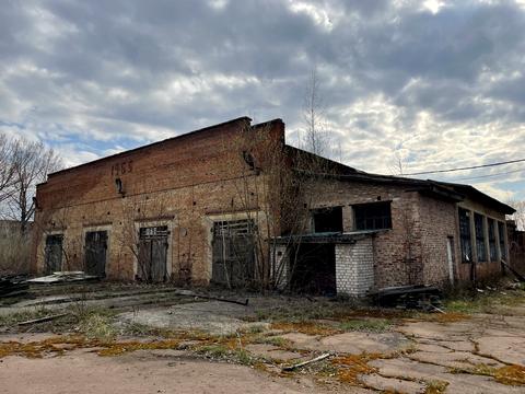 комерційна за адресою Любецька вул., 187