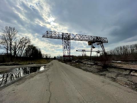 комерційна за адресою Любецька вул., 187