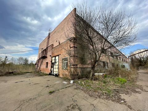 комерційна за адресою Любецька вул., 187