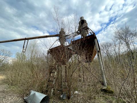 комерційна за адресою Любецька вул., 187