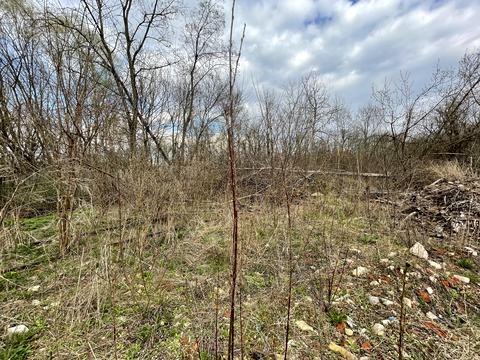 комерційна за адресою Любецька вул., 187