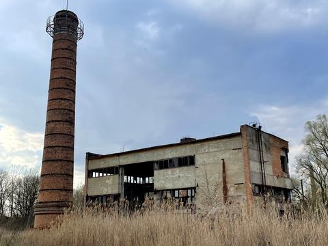 комерційна за адресою Любецька вул., 187