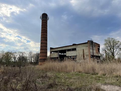 комерційна за адресою Любецька вул., 187