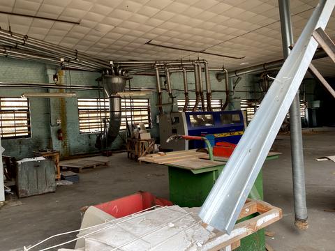 комерційна за адресою Любецька вул., 187