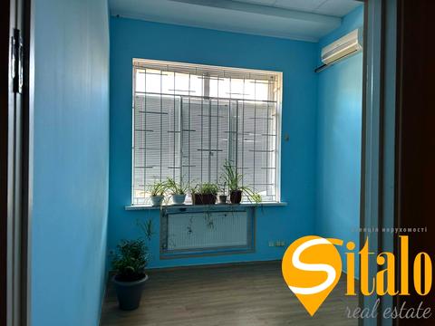 коммерческая по адресу Лыбедская ул., 1А