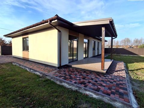 дом по адресу Евгения Плужника ул., 12