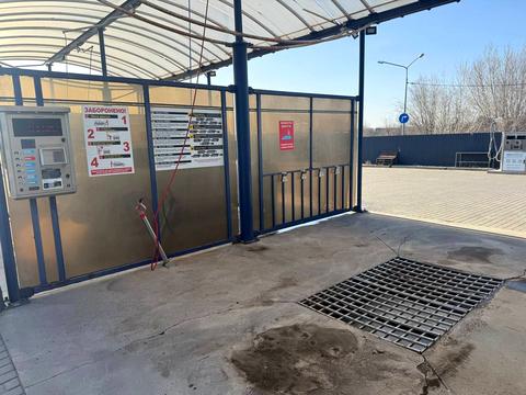 комерційна за адресою Донецьке шосе, 12