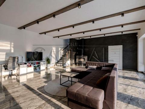 будинок за адресою Київська