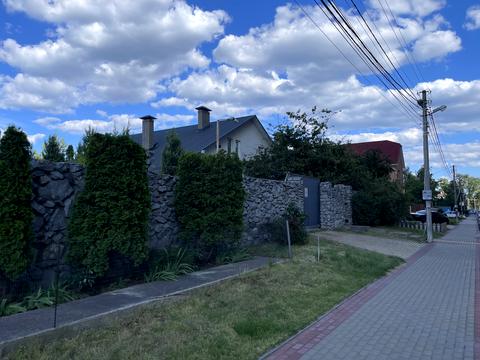 участок по адресу Леси Украинки ул.