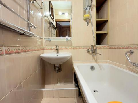 квартира по адресу Амвросия Бучмы бульв., 8