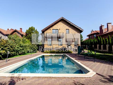 дом по адресу Стежки ул.