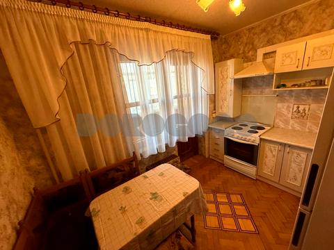 квартира за адресою Академіка Єфремова вул. (Командарма Уборевича), 27