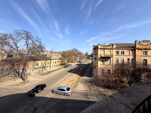 квартира за адресою Садиковська вул., 2