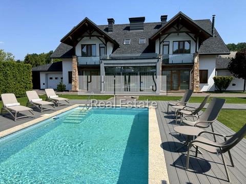 дом по адресу Клубная ул.