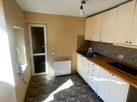 1859916496513382