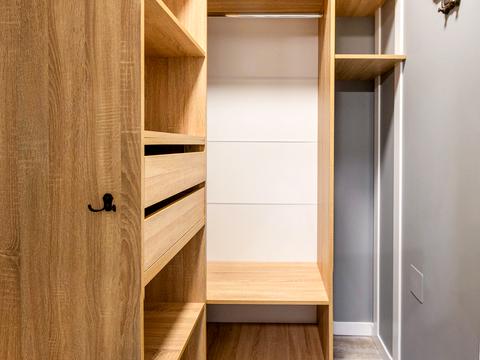 квартира по адресу Олександра Олеся ул., 17