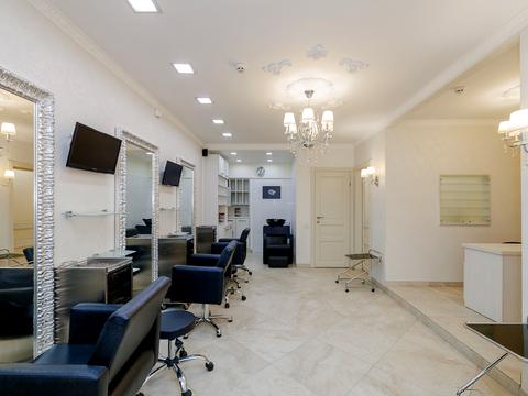 комерційна за адресою Госпітальна вул., 2