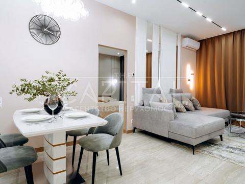 квартира по адресу Андрея Верхогляда ул. (Михайла Драгомирова), 17-Б