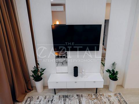 квартира по адресу Андрея Верхогляда ул. (Михайла Драгомирова), 17-Б