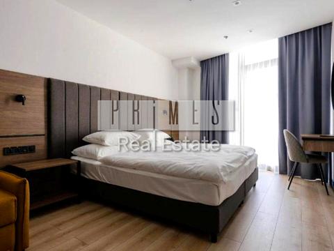 комерційна за адресою Карпатська вул., 1