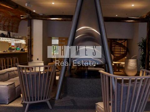 комерційна за адресою Карпатська вул., 1