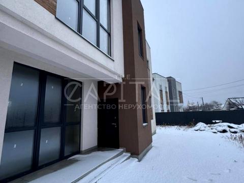 будинок за адресою Набережна вул.