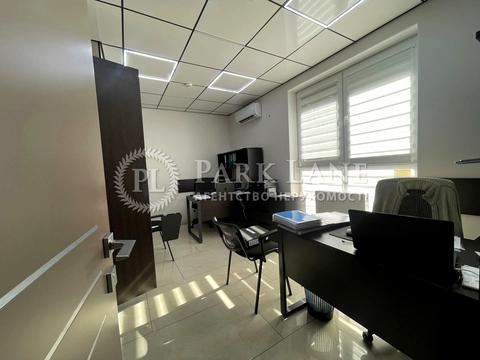 коммерческая по адресу Валерия Лобановского просп., 144